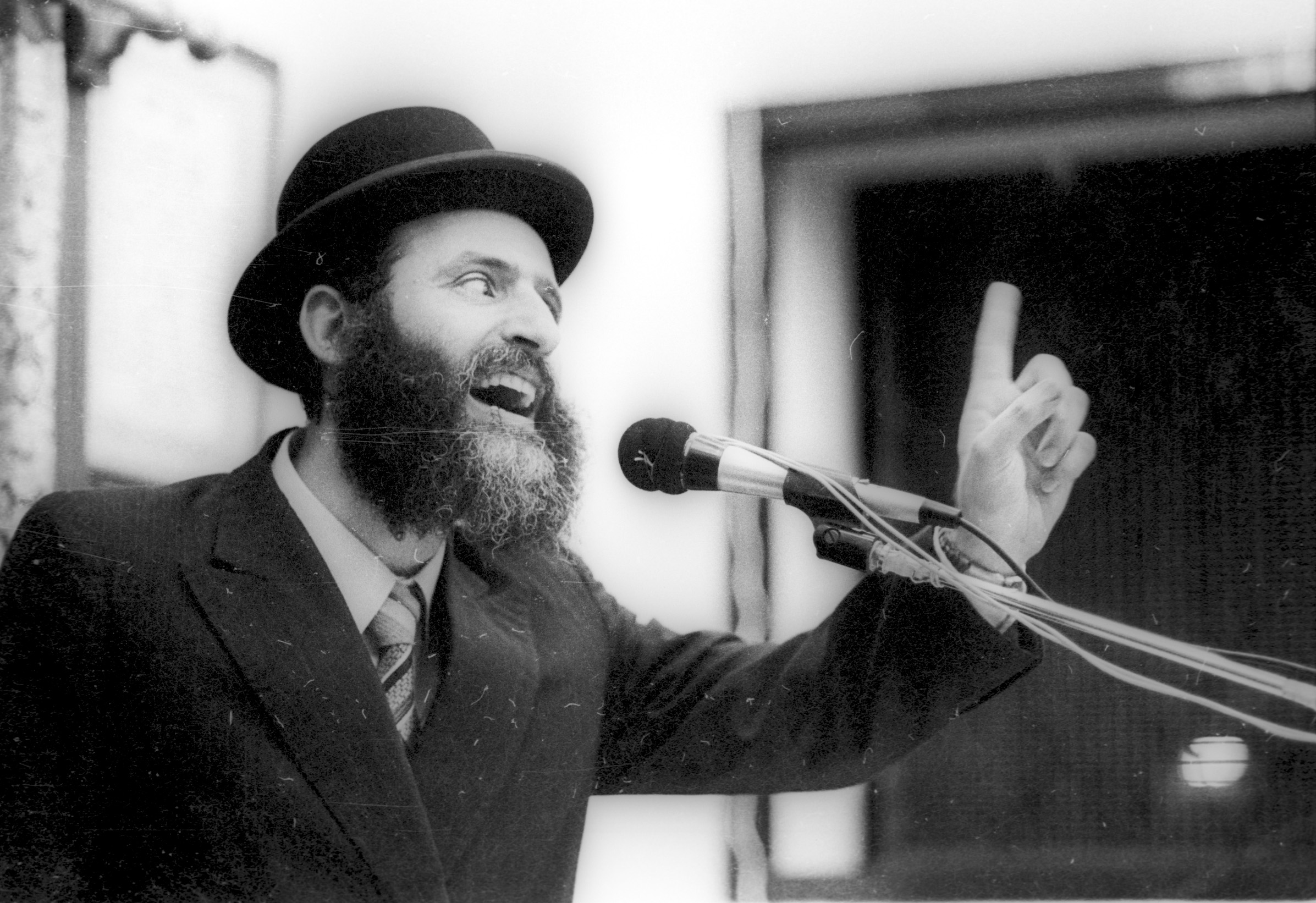 Rabbi Reuven Elbaz, in 'action' (missionary) | Photograph | NNL_ARCHIVE ...