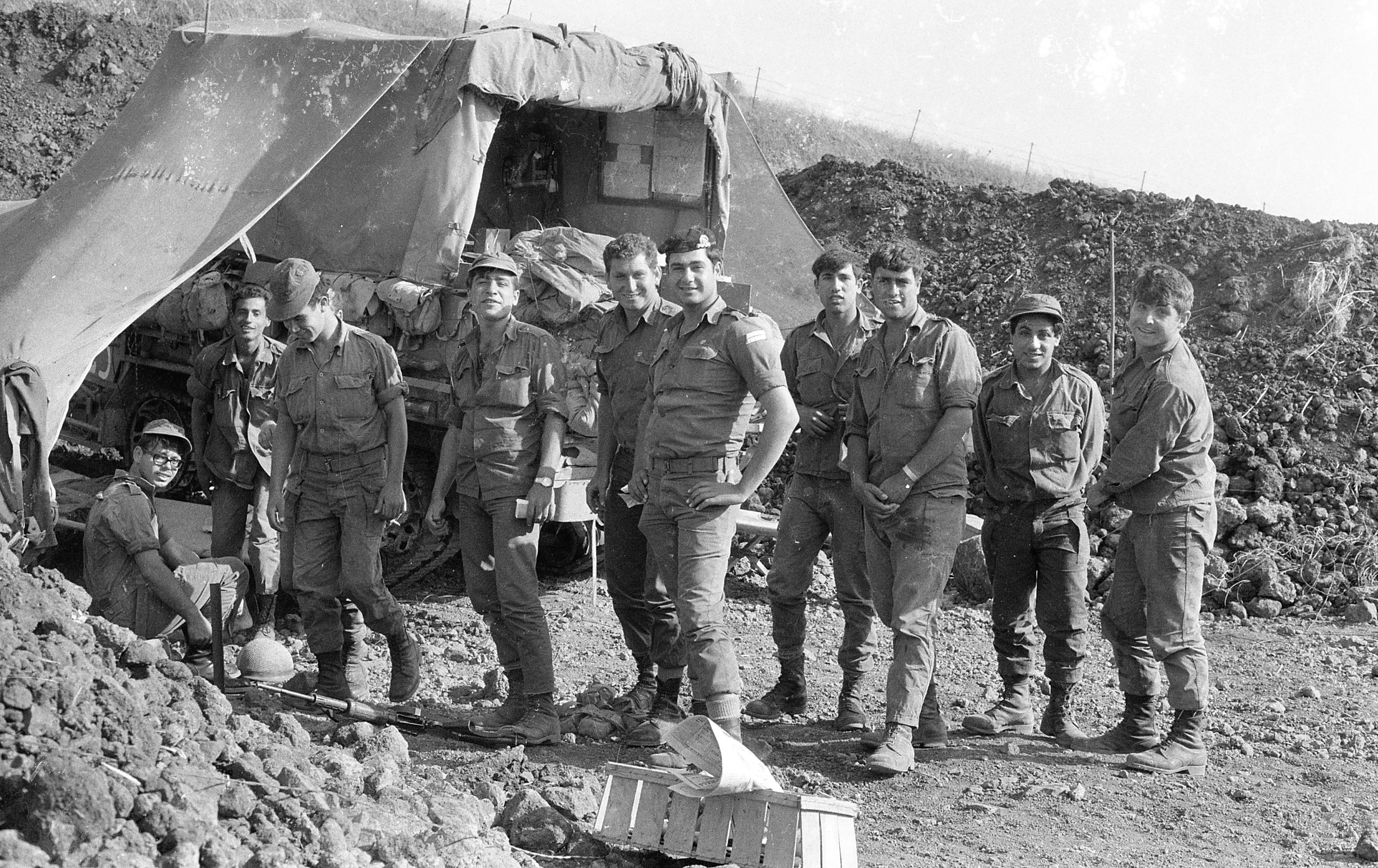 A new 160mm mortar wepon was mounted on a armoured car in the IDF ...