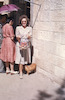 בטי לוין בזמן חלוקת מזון בעת המצור בירושלים – הספרייה הלאומית