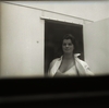השחקנית סנטה ברגר על סט צילומים של סרט בארץ – הספרייה הלאומית