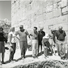 אברהם יפה ומשפחתו בכיפת הסלע בירושלים – הספרייה הלאומית