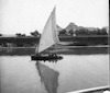 סירת מפרש נובית על הנילוס, דרום מצרים.