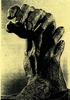 פסל "מאבק היצר הטוב ביצר הרע: ידיים', פרי יצירתו של הפסל מרדכי כפרי, בנגזי לוב.