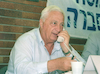 Ariel Sharon kept an open phone within the forcomming elections trying to answer to the many cititzens questions on the new way the Likud party will take after winning the leadership.