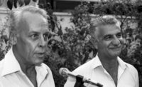 Azarya Rapaport (L) and Ramat Gan Mayor Uri Amit.