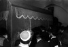 יהודים דתיים רבים משתתפים באופן קבוע בתפילות בקבר רחל – הספרייה הלאומית