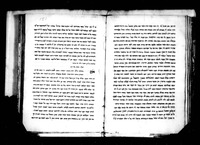 פרוש התורה לראב"ע.