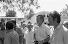 הסנטור האמריקאי אדוארד קנדי ואשתו הגיעו לישראל ללמוד על שירותי בריאות הציבור וביקרו בבתי חולים ובמרפאות במהלך היומיים שבהם שהו כאן – הספרייה הלאומית