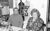 אסיר ציון לשעבר, גרישה פייגין, שהגיע לישראל לפני שנתיים, מצטלם בגאווה עם אשתו ובנו – הספרייה הלאומית