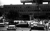 תאונה בלתי רגילה קרתה כשהפיגום של בניין הלונדון מיניסטור בתל אביב התמוטט – הספרייה הלאומית