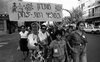 עיריית רמת גן ערכה צעדה לאזרחים ותיקים שלוו על ידי תלמידים – הספרייה הלאומית