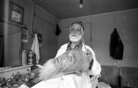 Shakhrisabz, 1992. Jewish hairdressing salon.