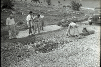 הוצאת מוקשים מהכביש העולה לקיבוץ מנרה