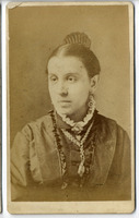 Portrait of a woman, possibly in her 20s. Late 19th century.