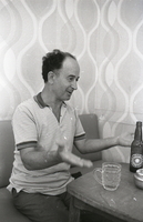 פורטרט של הסופר יוסל בירשטיין.