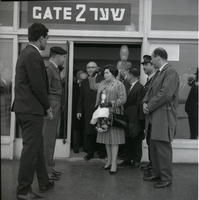 קבלת פנים לראש הממשלה לוי אשכול מביקור בחו"ל.