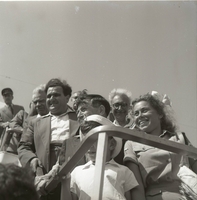 קבלת פנים למרדכי אורן אשר שב לארץ לאחר מאסרו בפראג.