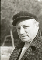 פורטרט של העיתונאי ישעיהו אברך.