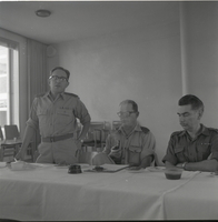 הרמטכ"ל חיים לסקוב וקצינים נוספים.