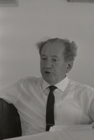 שר האוצר, זאב שרף.