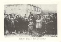 Sokoły. Jews at the synagogue.