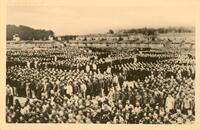 Ehemaliges KZ Buchenwald bei WeimarHäftlinge während des Appells.