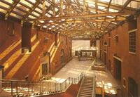 Holocaust Memorial Museum: Hall of Witness.