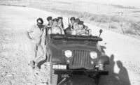הכנרת: ג'יפ צבאי במוביל המים עם מיכה ברעם.