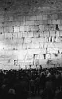 ירושלים: תשעה באב בכותל.