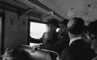 פסח: עליה לרגל לירושלים ברכבת.
