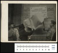 טקס הסרת הלוט משלט זיכרון לחנה סנש בבית הכנסת הגדול בבודפשט