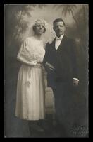 Photograph of the wedding couple Rachel Rivlin (Yehuda) and Yosef Yoel Rivlin.