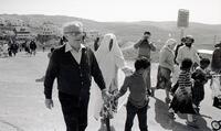 קדומים.תושבים וילדים מקבלי פנים וחוגגים עם עולי מאתיופיה בפורים.