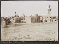 Cour de la Mosquée d'Omar