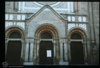 Photograph of: Synagogue in Novi Sad : Western façade, details.