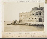 [Russian title ] El-Tor, Groupe de habitants.