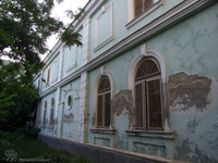Photograph of: Grain Merchants' Synagogue in Bacău : Exterior.