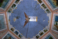 Photograph of: Great Synagogue in Hârlău-Domed ceiling.