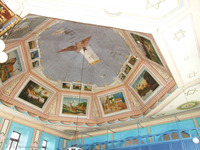 Photograph of: Great Synagogue in Hârlău-Domed ceiling.