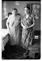Photograph of: Local women in Madjalis.