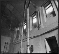 Photograph of: Great Synagogue in Radekhiv (Radziechów), photos 1994 : Main hall. Northern wall, fragment.