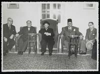 אירוח באחד החגים (2).