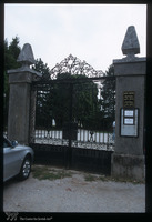 Photograph of: Jewish cemetery in Čakovec : Gate.