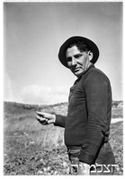 11.1.39 מר בר-אדון (ארכיאולוג).