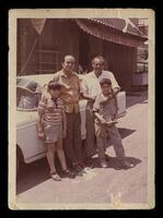 صورة فوتوغرافية - طه محمد علي، جمال قعوار وميشيل حداد.