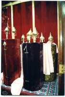 Photograph of: Etz Hayim Synagogue in Bombay (Mumbai), India, Torah ark.