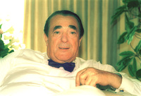 Millionaire Maxwell bougth the Maariv Publication.