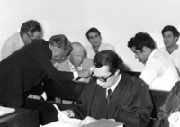 ראש עיריית נתניה לשעבר, עובד בן עמי, בבית המשפט המחוזי.