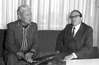 Professor Yuval Neeman met with Kaufman.