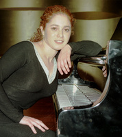 Anna Keisermann won the first place in the Piano competition orgnized by the USA-Israel Fund on the name of Francois Shapira.